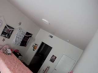 voyeurcam-lolavalentine23
