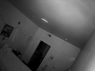 voyeurcam-lolavalentine23