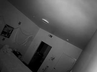 voyeurcam-lolavalentine23