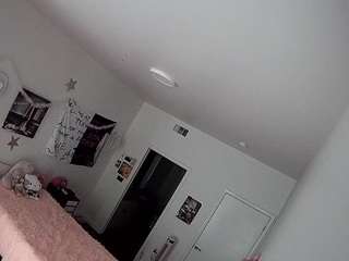 voyeurcam-lolavalentine23