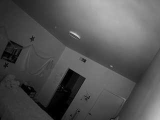 voyeurcam-lolavalentine23