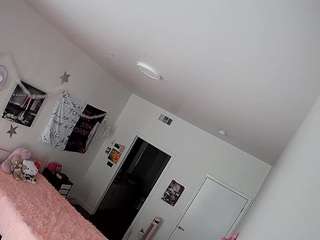 voyeurcam-lolavalentine23