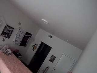 voyeurcam-lolavalentine23