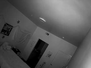 voyeurcam-lolavalentine23