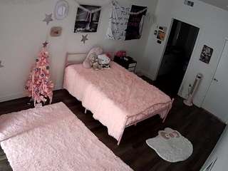 voyeurcam-lolavalentine23