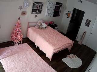 voyeurcam-lolavalentine23