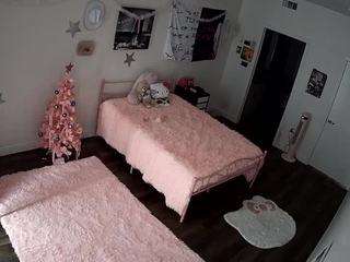voyeurcam-lolavalentine23