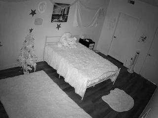 voyeurcam-lolavalentine23