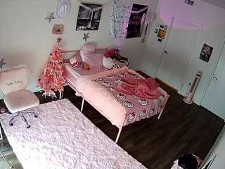 voyeurcam-lolavalentine23