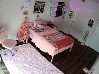 voyeurcam-lolavalentine23