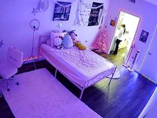 voyeurcam-lolavalentine23