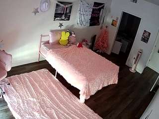 voyeurcam-lolavalentine23