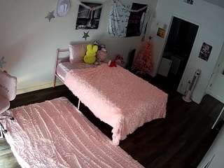 voyeurcam-lolavalentine23