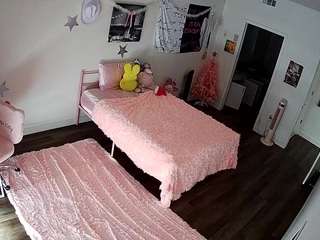 voyeurcam-lolavalentine23