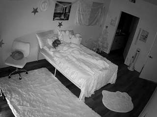 voyeurcam-lolavalentine23