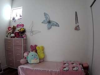 voyeurcam-lolavalentine23