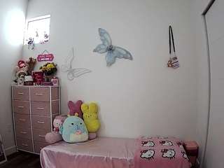 voyeurcam-lolavalentine23