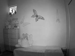 voyeurcam-lolavalentine23