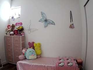 voyeurcam-lolavalentine23