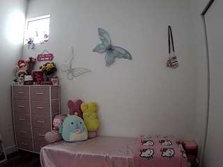 voyeurcam-lolavalentine23