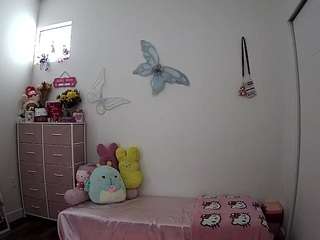 voyeurcam-lolavalentine23