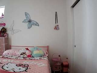 voyeurcam-lolavalentine23