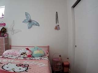 voyeurcam-lolavalentine23