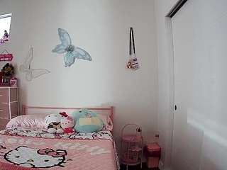 voyeurcam-lolavalentine23