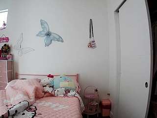 voyeurcam-lolavalentine23