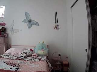 voyeurcam-lolavalentine23