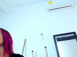 yurlycardona Live Webcam on CamSoda