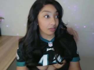 Live webcam model makenziebabi on Soda Cams