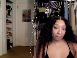 Live webcam model makenziebabi on Soda Cams