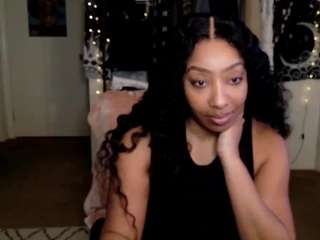 Live webcam model makenziebabi on Soda Cams