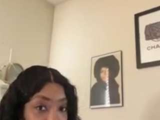 Makenzie Royale — LIVE on Camsoda