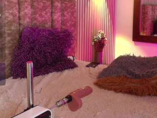 coral-777's CamSoda show and profile