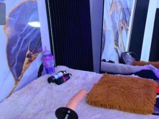 coral-777 live cam profile