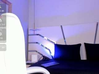 liaa-simons Live Webcam on CamSoda