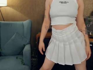 Stunning Mechellelyter will spur your desires in a hot live show mechellelyter from CamSoda