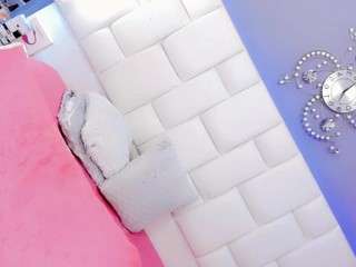 naughty-sexy-girrl webcam model