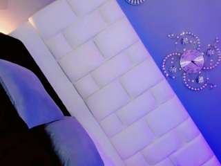 naughty-sexy-girrl webcam