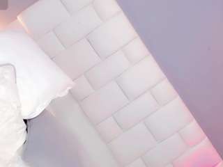 naughty-sexy-girrl webcam