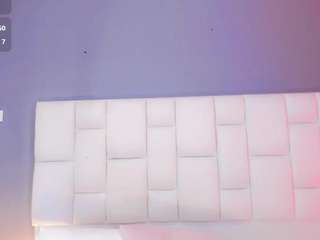 naughty-sexy-gir... Live Webcam on CamSoda