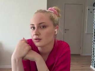 Live cam show with PenelopeMitchell