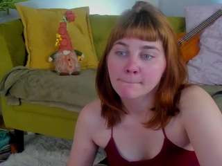 CamSoda's adorable Rene-shine is broadcasting now getting passionate and squirting rene-shine from CamSoda