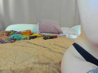 rene-shine Live Webcam on CamSoda