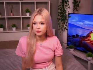 dionnamoos webcam model