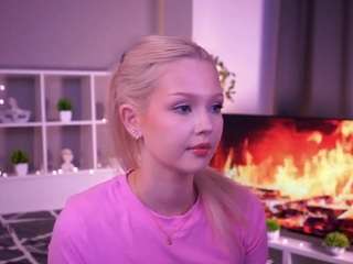 dionnamoos webcam model