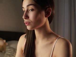 EsmeraldaLatourrette live cam preview