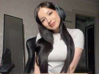  madelinebaker chat room